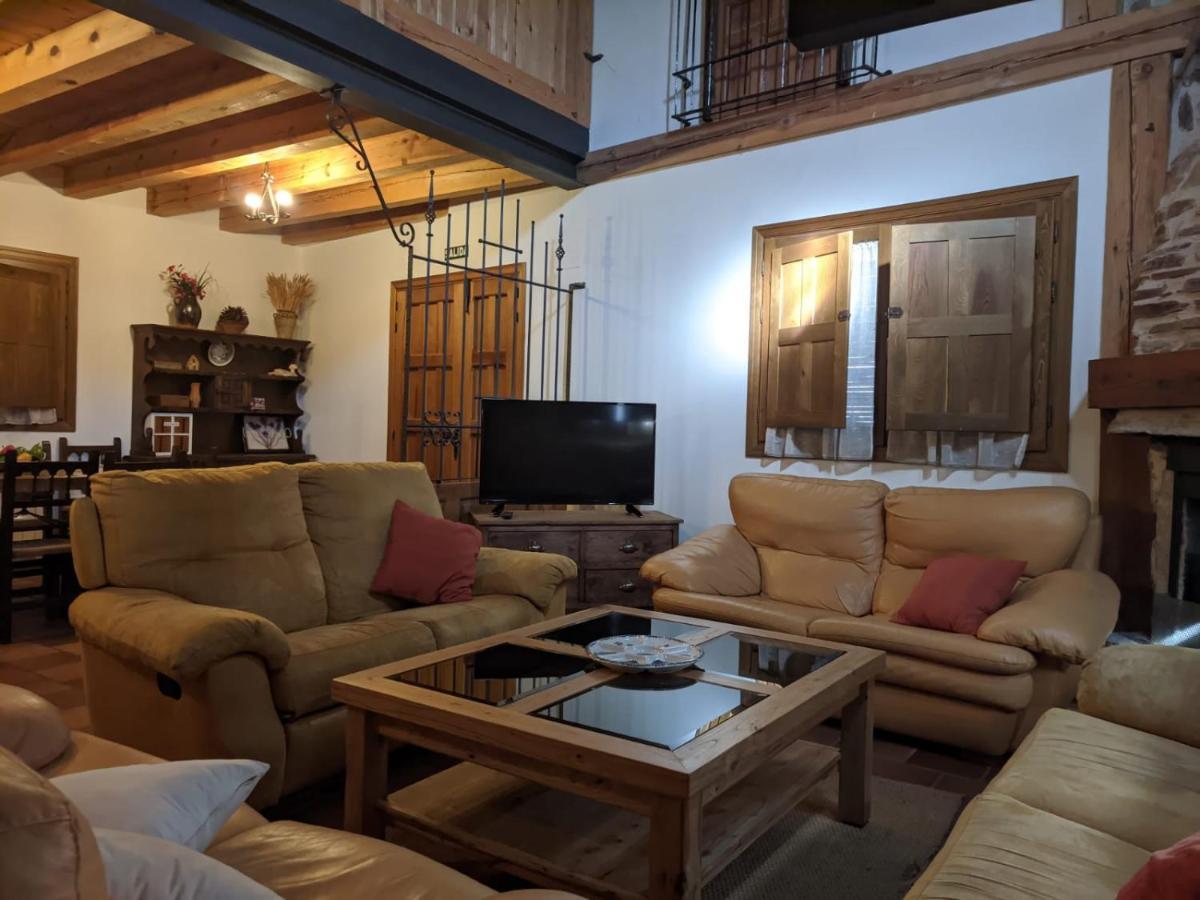 Casa Rural El Arroyo Miguelanez Luaran gambar