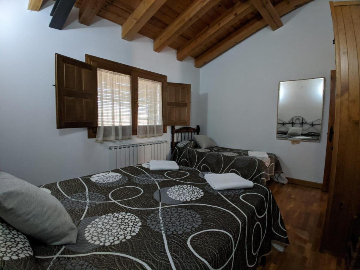 Casa Rural El Arroyo Miguelanez Luaran gambar