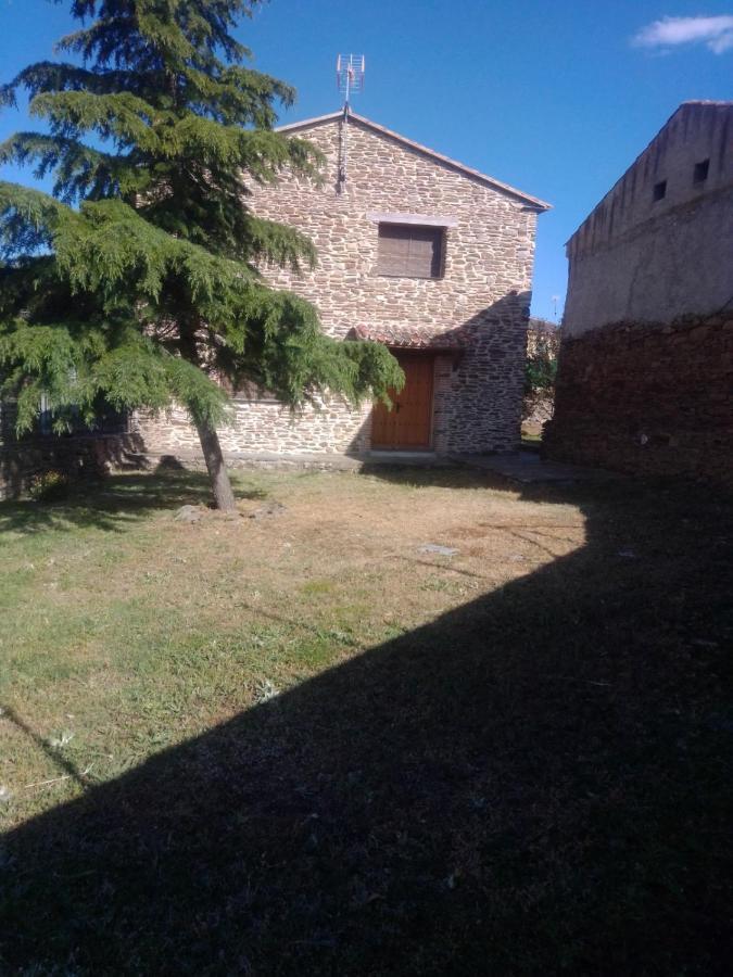 Casa Rural El Arroyo Miguelanez Luaran gambar